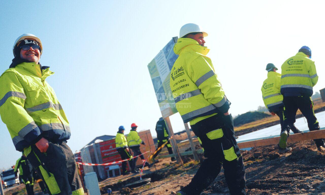 Megkezdődtek a munkálatok a Vujicsics Tihamér utcában